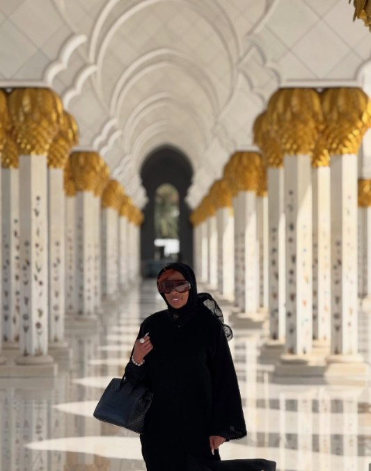 Mary J. Blige × Abu Dhabi Mosque